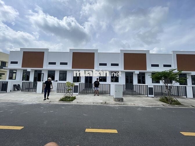 Chính chủ cần chuyển nhượng Nhà phố Phước Đông B3-31