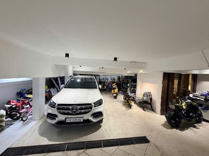 36.5 Tỷ! Bán Biệt Thự Siêu VIP Khu Bình Lợi Quận Bình Thạnh - có Hầm 4