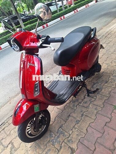 Victoria Vespa 50cc 2025 Đỏ 3000 km