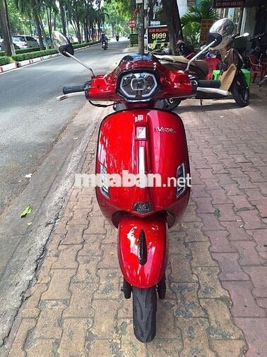 Victoria Vespa 50cc 2025 Đỏ 3000 km