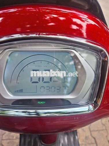 Victoria Vespa 50cc 2025 Đỏ 3000 km