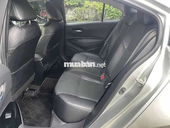 Toyota Corolla Altis 2022 1.8G STĐ, xe gia đình