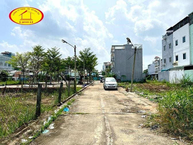 Bán lô đất đường Lê Văn Lương ngay gần BV Nhà Bè