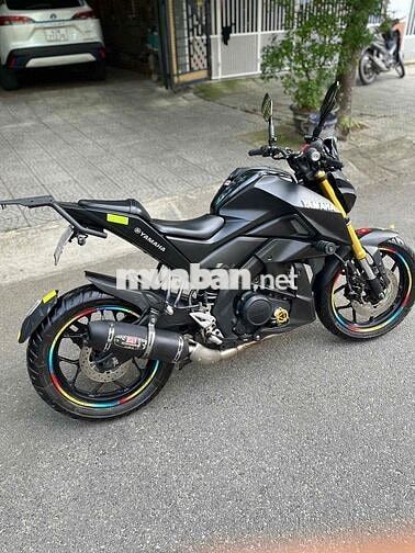 Yamaha TFX Đen