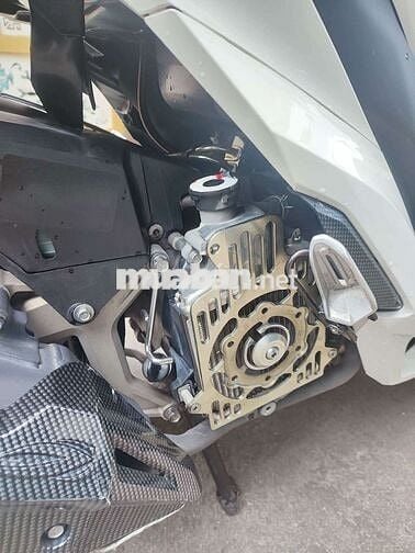 Honda Vario 150 Trắng Zin êm như hình hoặc giao l