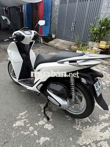 Honda SH160i ABS Trắng 900 km