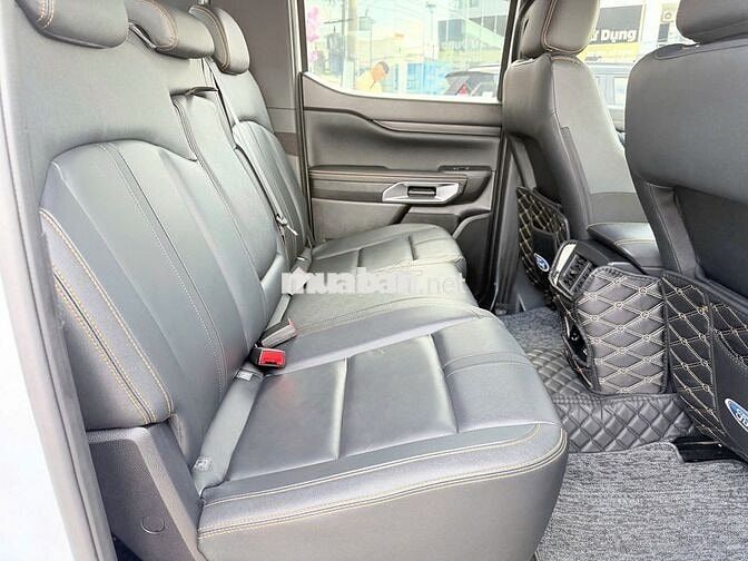 Ford Ranger Wildtrak 4x4 2025 Trắng 8.000 km