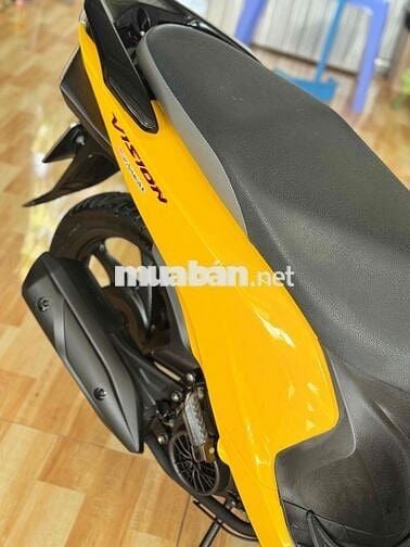 Honda Vision 2020 Vàng