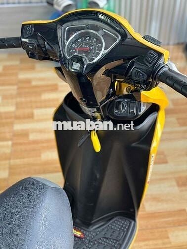 Honda Vision 2020 Vàng