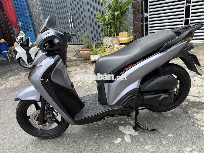 Honda SH 150 Xám Ý