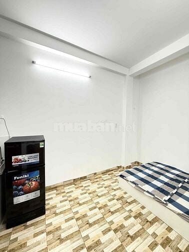 🏠Phòng Trọ NGay Cầu Kiệu - Full Nội Thất - Gần CĐ Kinh tế Đối Ngoại