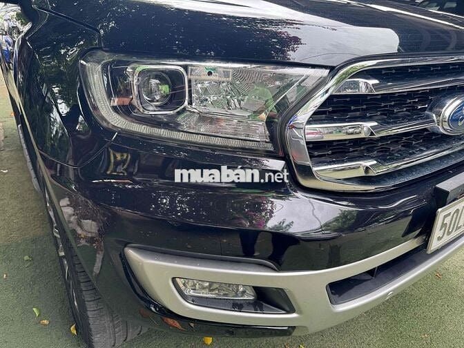 Ford Everest Titanium 2019 Đen Da