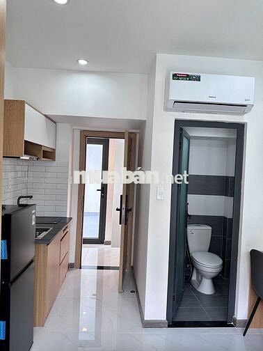 Studio ban công full nội thất Quận 10 đường Điện Biên Phủ