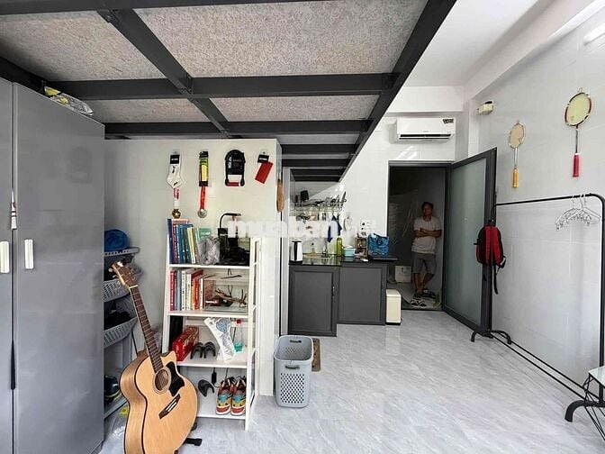 DUPLEX CỬA SỔ TRỜI PHÒNG RỘNG NGAY CÔNG VIÊN PHẦN MỀM QUANG TRUNG