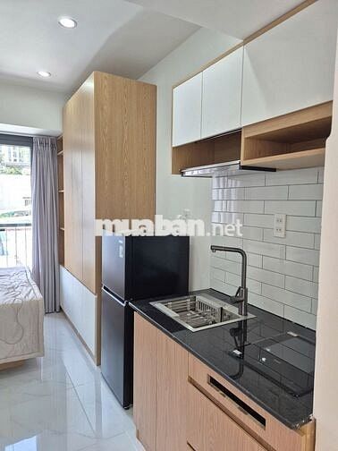 Studio ban công full nội thất Quận 10 đường Điện Biên Phủ