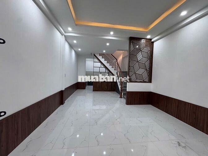 Nhà đẹp trung tâm Ninh Kiều chỉ 2,45 tỷ