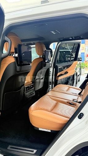 Bán Lexus LX600 Urban 7 chỗ, sản xuất 2023. xe cực đẹp.