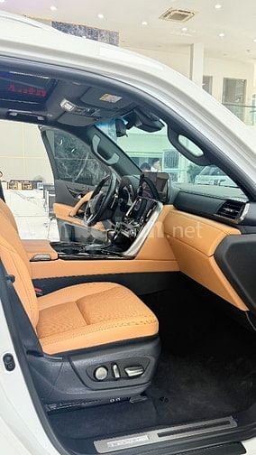 Bán Lexus LX600 Urban 7 chỗ, sản xuất 2023. xe cực đẹp.