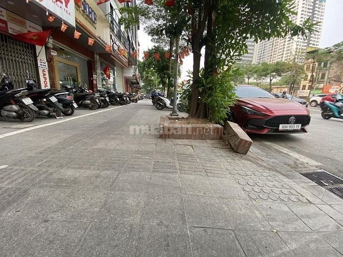 Cho thuê nhà 36 Kim Mã, Ba Đình - Căn góc 50m2 x 3 tầng, cách phố 15m