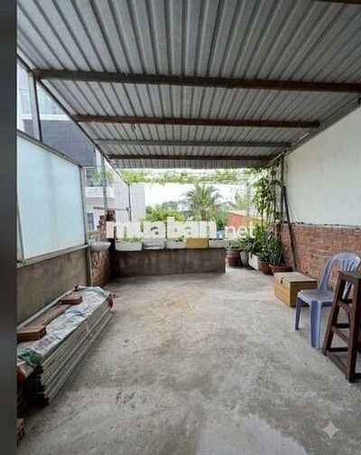 HIẾM HẺM XE HƠI , 49M CHIT NHỈNH 3 TỶ 1 TRỆT 1 LẦU BTCT KHU YÊN TĨNH 