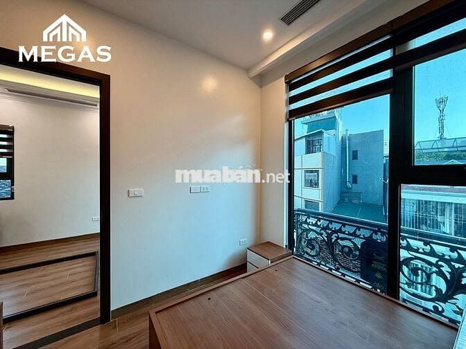 CHO THUÊ CĂN HỘ 2PN TẠI MẶT ĐƯỜNG CẦU GIẤY, NGAY DỊCH VỌNG, XUÂN THỦY