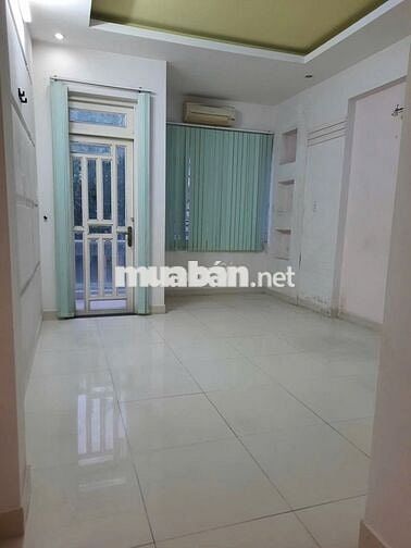 CHO THUÊ NHÀ MT ĐƯỜNG T8 -P Tây Thạnh : 4 x 14M Đúc 3 Lầu :4 PN, 4 WC 
