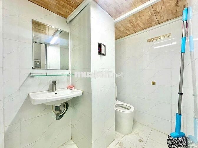 Trống sẵn 2 phòng Studio máy lạnh liên khu 4-5 giá cực rẻ