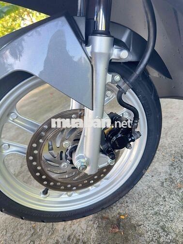 Honda Air Blade 125 Trắng xám