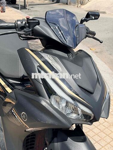 Yamaha NVX 155 Đen
