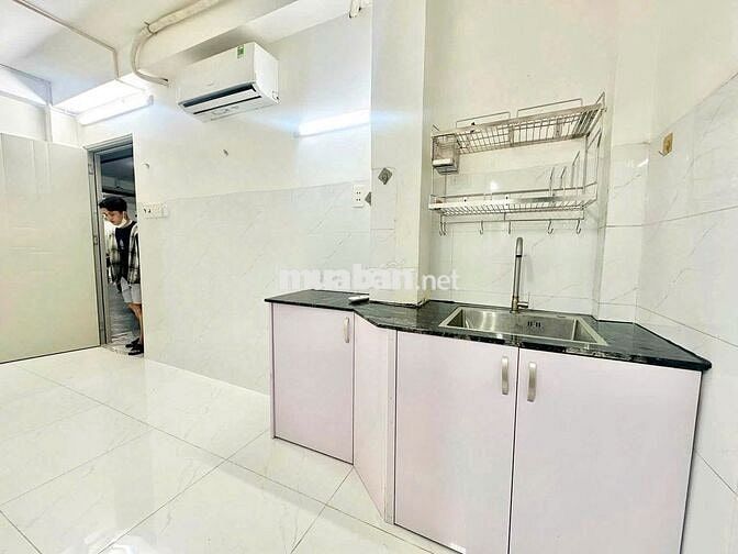 Trống sẵn 2 phòng Studio máy lạnh liên khu 4-5 giá cực rẻ