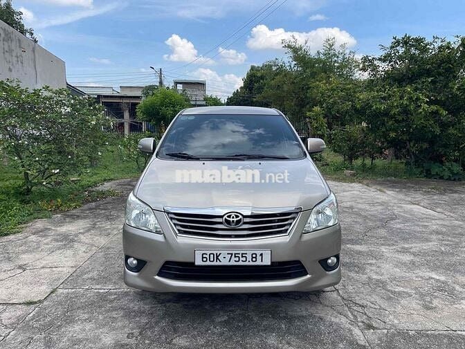 Toyota Innova 2013 2.0V - 217000 km