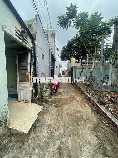 nhà nở hậu tôi kẹt tiền bán gấp