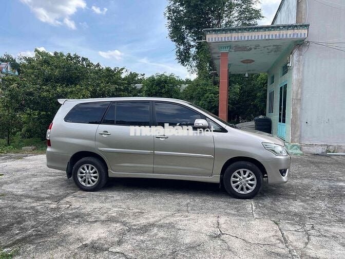 Toyota Innova 2013 2.0V - 217000 km