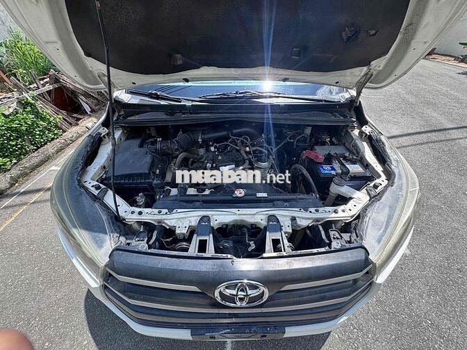 Toyota Innova E 2018