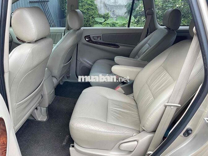 Toyota Innova 2013 2.0V - 217000 km