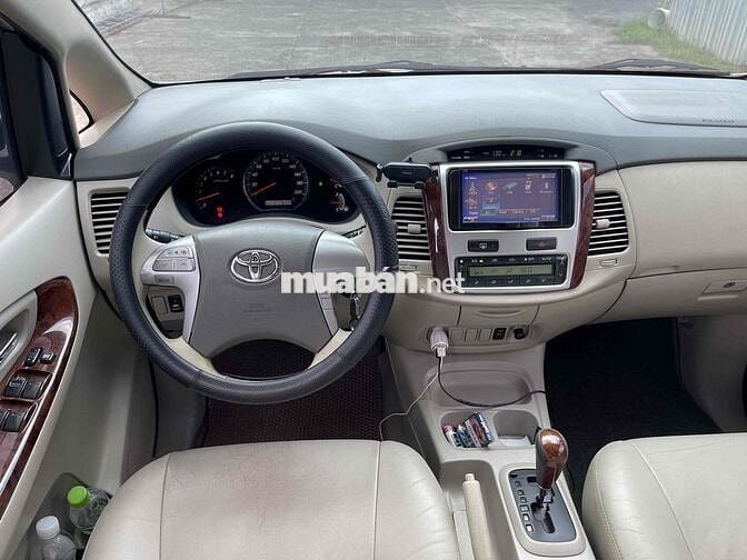 Toyota Innova 2013 2.0V - 217000 km