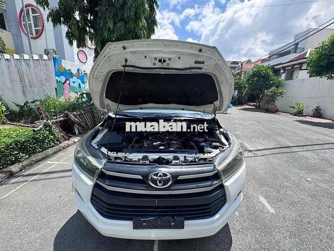 Toyota Innova E 2018