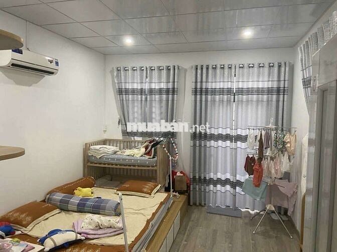 Bán nhà lộ ô tô đầy đủ nội thất