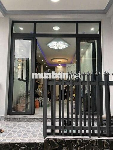 Bán nhà lộ ô tô đầy đủ nội thất