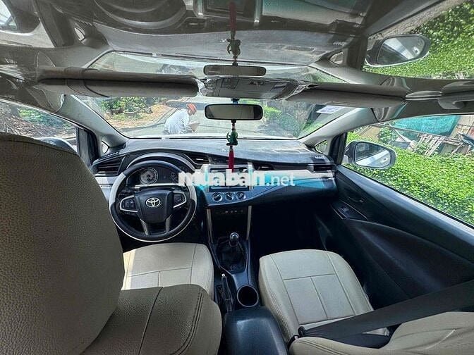 Toyota Innova E 2018