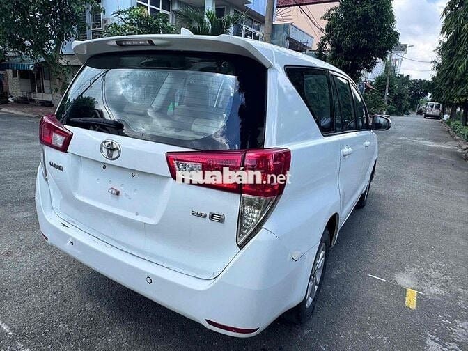 Toyota Innova E 2018