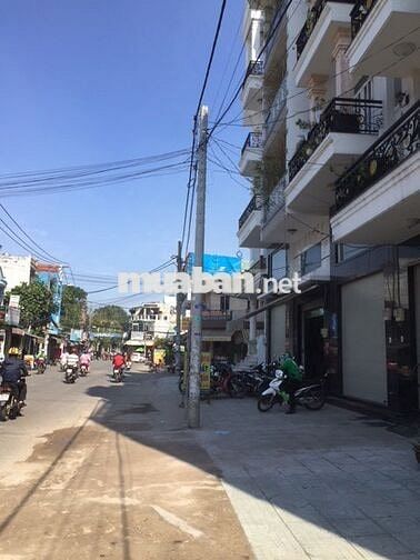 CHO THUÊ VĂN PHÒNG TẦNG TRỆT MẶT TIỀN HOÀNG BẬT ĐẠT – 5 TR/THÁNG 