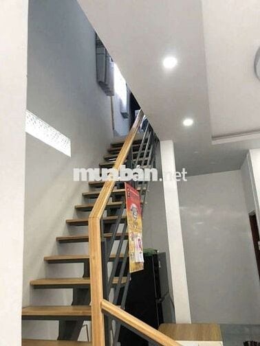 Bán nhà lộ ô tô đầy đủ nội thất