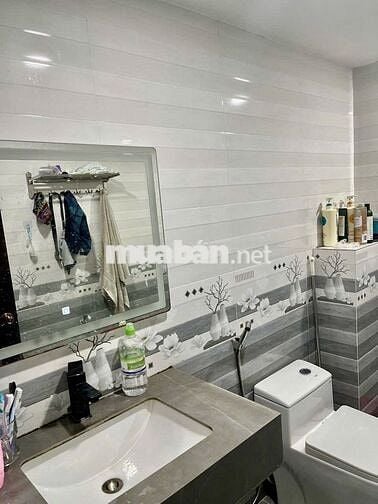 Hẻm 6m Thông VĂN CAO & Nguyễn Sơn, 3 Tấm, 5 x 18m, 4 Phòng Ngủ, 4 WC