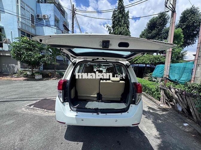 Toyota Innova E 2018