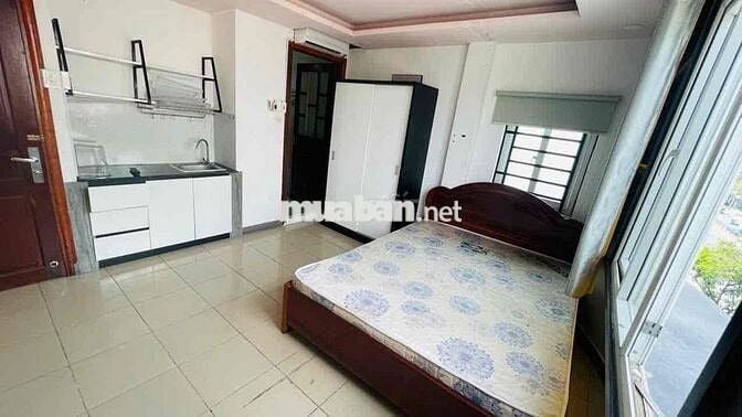 Phòng trọ full nội thất, ngay mặt đường