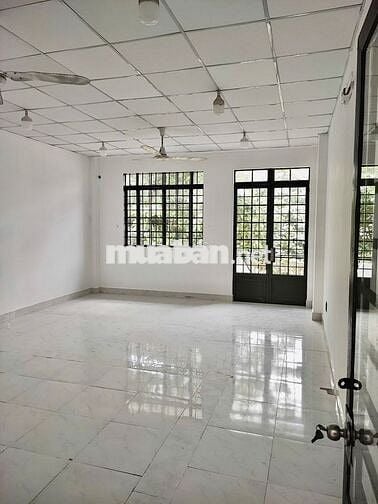 Hẻm 6m Thông VĂN CAO & Nguyễn Sơn, 3 Tấm, 5 x 18m, 4 Phòng Ngủ, 4 WC