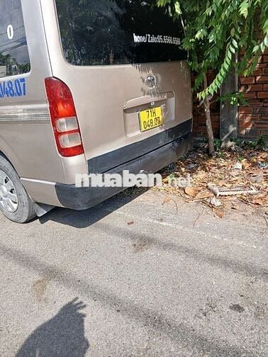 Toyota Hiace 2005 Dầu Vàng Cát