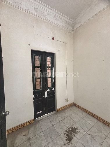 Càn cho thuê nhà số 2 nhõ 36 Kim mã