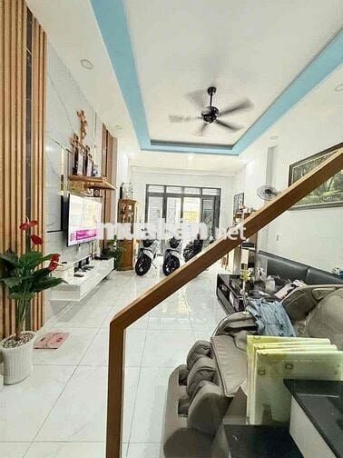 MẶT TIỀN KINH DOANH KHU K300 - HOÀNG HOA THÁM 50M2 - NHÀ MỚI ĐẸP.